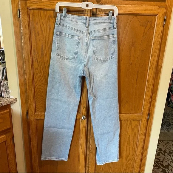 Just Black Dot High Rise Clean Straight Jeans - Picture 3 of 9